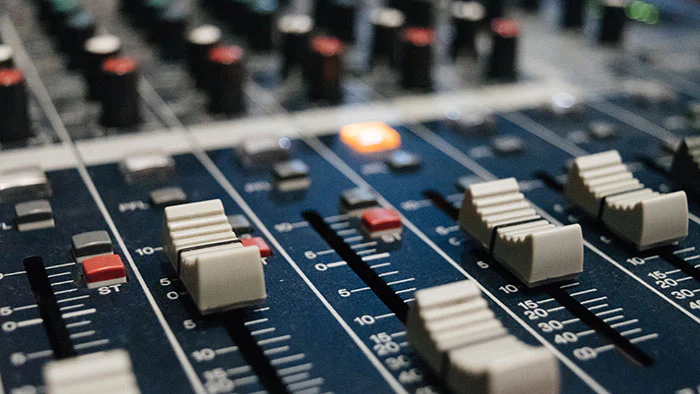 Mixer desk